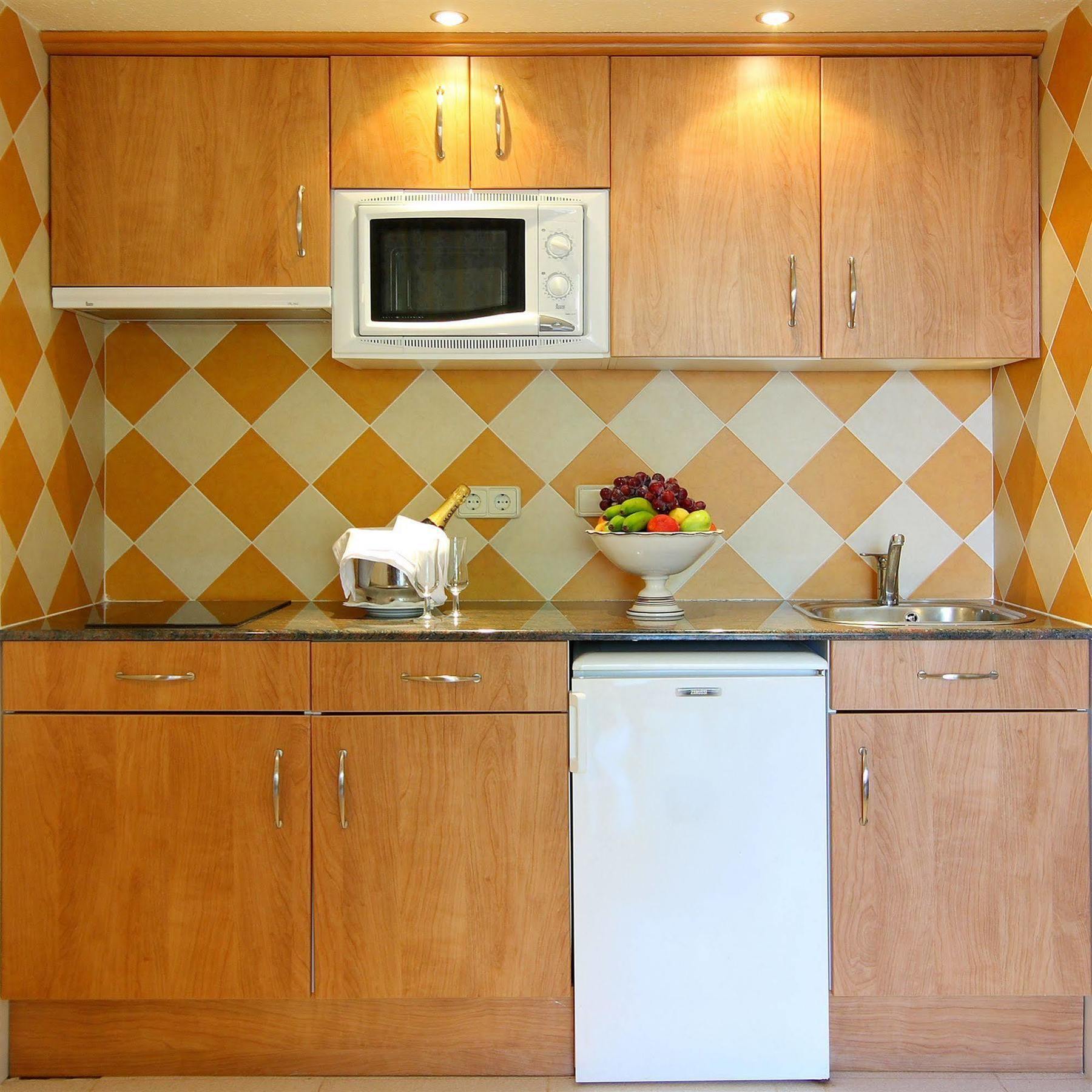 Son Bou Apartments Екстер'єр фото